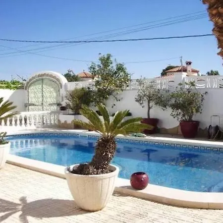 Mooie Vrijstaande Vakantiewoning Met Prive-zwembad Holiday home